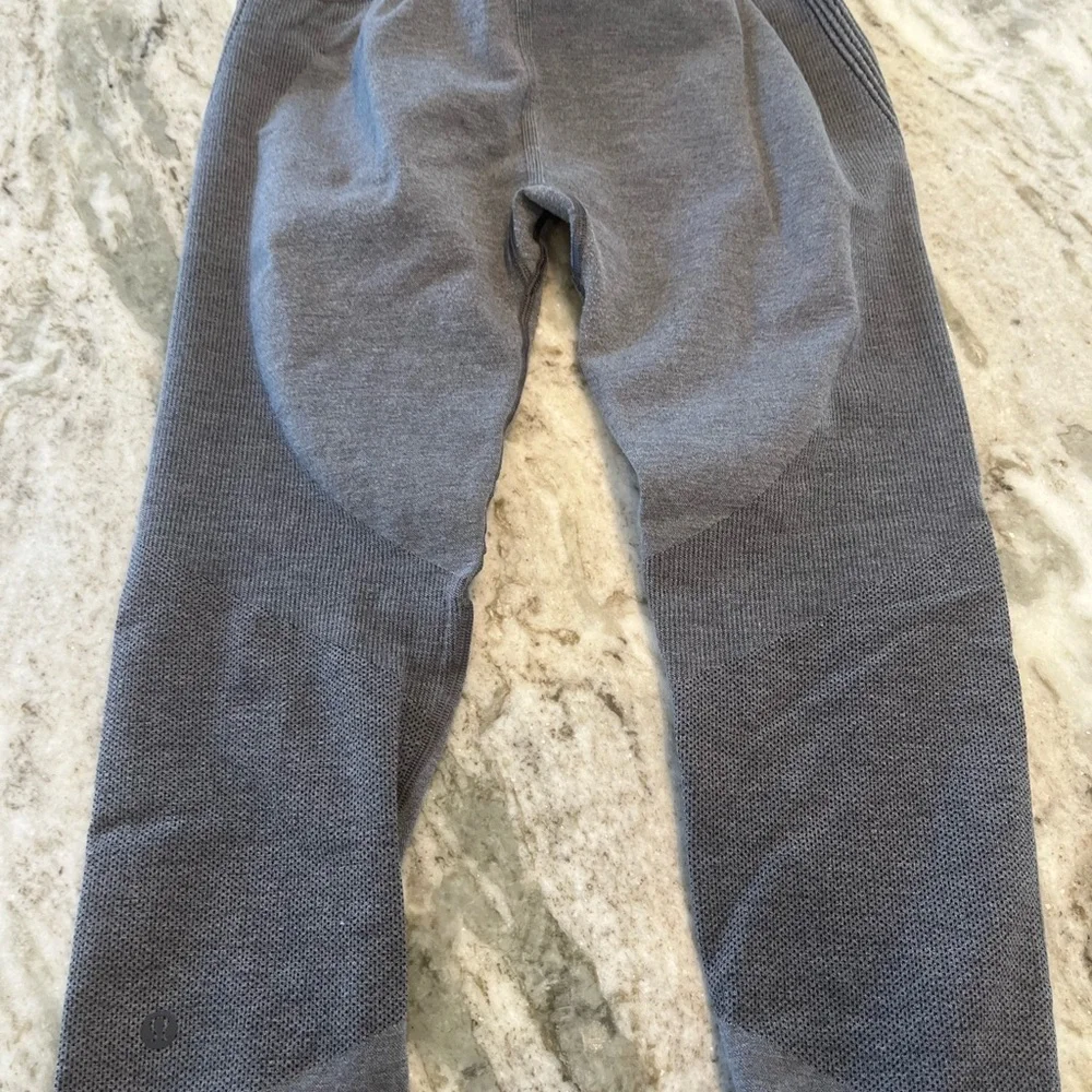 Lululemon‎ Aerial Silk Tight *28” super Rare!!